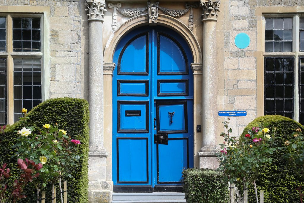 TATLER SCHOOLS GUIDE 2016